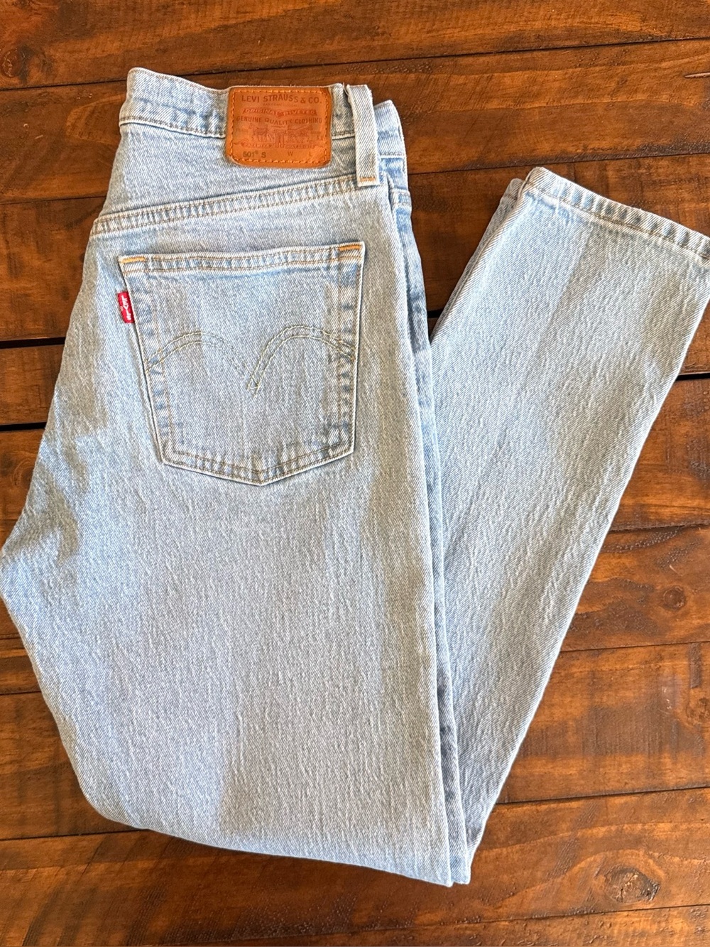 Levi’s 501 Skinny Premium Quality Button Fly Jeans, Women’s Size 27